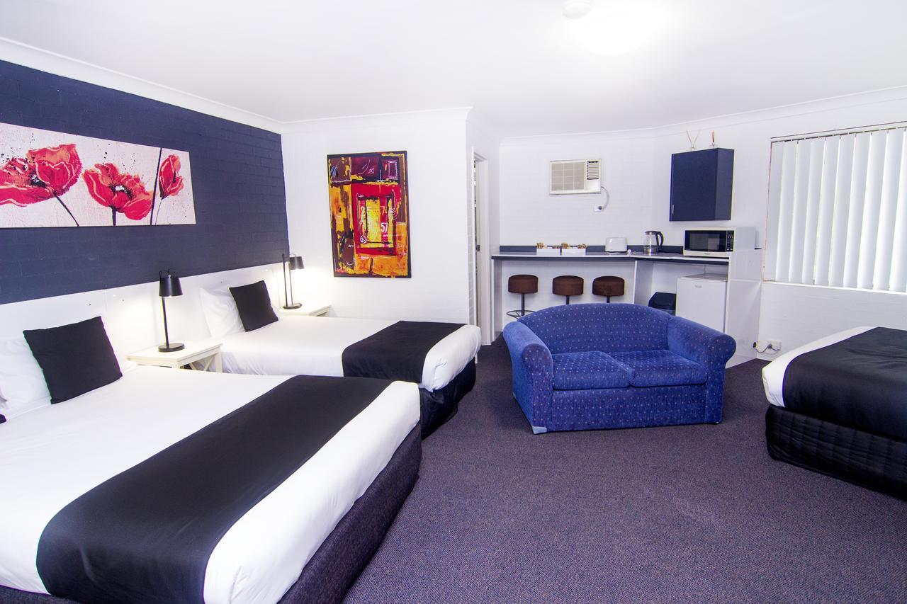 Crescent Motel Taree Exterior photo