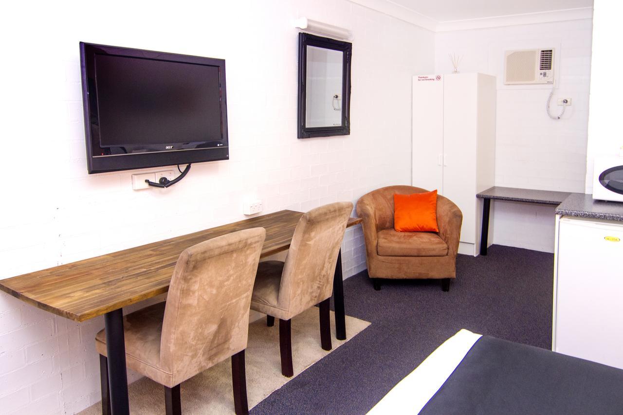Crescent Motel Taree Exterior photo
